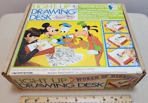 Vintage World of Disney Light Up Drawing Desk WORKS Org Box #5340 - Picture 1 of 11