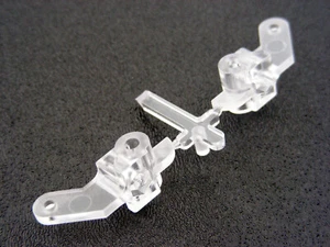 Bloques de dirección delanteros transparentes clásicos Team Associated 6004 RC10CC se adaptan a vintage NUEVO - Imagen 1 de 3