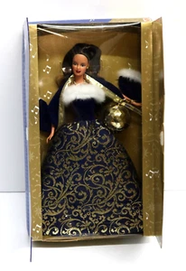 Anello Nel Capodanno Barbie Bambola Bruna Vacanze Collezionismo Mattel 52744 NRFB - Foto 1 di 13