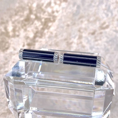 Gemelos Dunhill con forma de cilindro esmalte negro plateado Foto 1 de 4