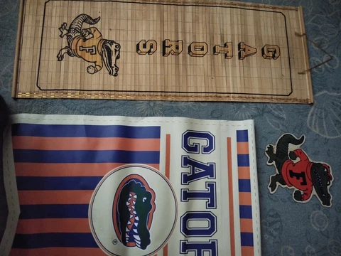 Rare 1989 Florida Gators Bamboo Scroll Calendar and Magnet + Flag Cover