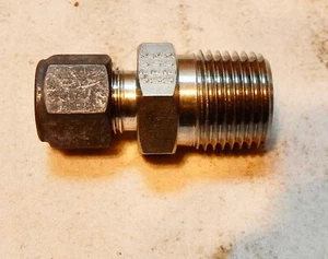 Parker Tube Fitting 1/2" MNPT-3/8” OD Tubing Male Conn Gas Tight UPUX SS 286V - Picture 1 of 6