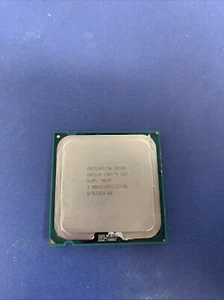 SOCKET 775 INTEL CORE 2 DUO E8400 3.00GHz/6M/1333/06 - Picture 1 of 2