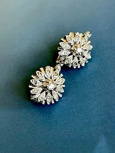18ct White Gold Diamond Earrings Hoops 0.40ct in Round Sunflower Studs Leverback - Picture 1 of 12