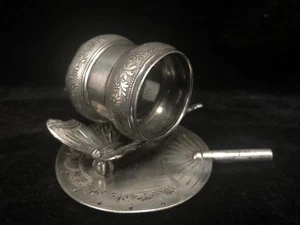 MERIDEN BRITANNIA CO Victorian NAPKIN RING Quadruple SILVERPLATED Butterfly Fan - Picture 1 of 11