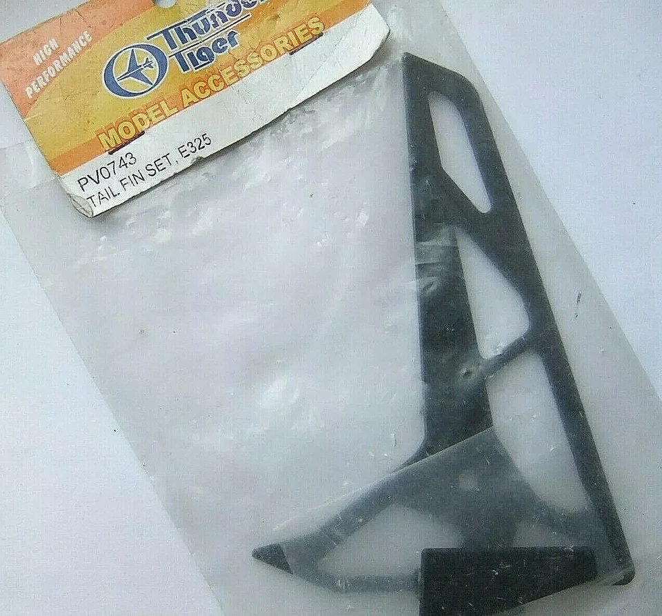 TAIL FIN SET , E325 PV0743  THUNDER TIGER - Image 1 of 2
