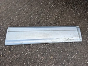 KIA SORENTO 2007 RIGHT FRONT DOOR TRIM MOULDING 87741-3E500 - Picture 1 of 3
