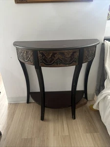 Brown Table/ Condition Average/with portrait - Picture 1 of 2