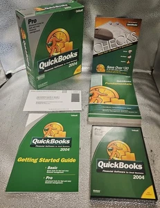 Intuit QuickBooks PRO Financial Software 2004 #81D - Picture 1 of 3