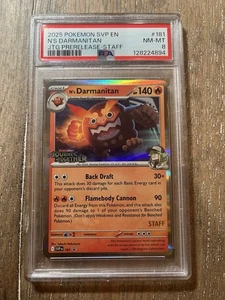 PSA 8 N's Darmanitan Jtg Prerelease - Staff 181 2025 Pokemon SVP Promo 114456237 - Bild 1 von 2