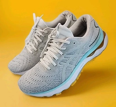 Asics Womens Gel Nimbus 24 Size US9.5/EU41.5 Grey 1012B201 Shoes Sneakers  - image 1 of 4