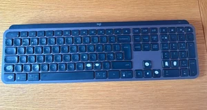 Klawiatura klawiszy Logitech MX, układ brytyjski - części zamienne / naprawa - przeczytaj opis - Zdjęcie 1 z 6