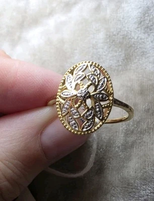New Stirling Silver quality (sim) Diamond Patterned 18k Gold Overlay Ring Size T - Image 1 of 4