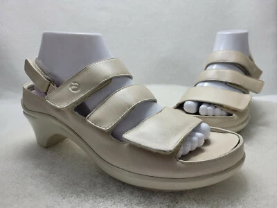 Sandalias Aravon Megan para mujer 8 B de cuero marfil con correas ajustables Foto 1 de 4