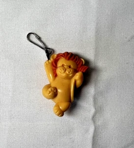 Avon Zip A Zoo Lovable Lion Zipper Pull Clip On Charm Vintage 1983 Plastic - Picture 1 of 3