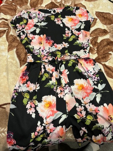 VETEMENTS Abbigliamento