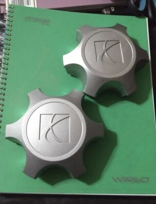 2- 2007 08 09 2010 SATURN OUTLOOK TAPACUBOS DE RUEDA TAPA CENTRAL OEM pintado plateado OEM Foto 1 de 4