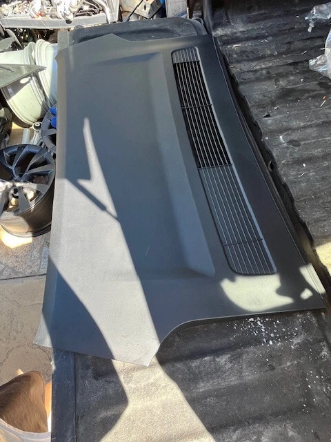 💥 21-24 TESLA MODEL S PLAID MSP OEM FRONT FRUNK REAR APRON PLASTIC TRIM 1564260 - Image 1 of 4