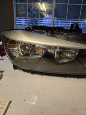 Headlight Assembly-Regular TYC 20-9297-00 - Image 1 of 4