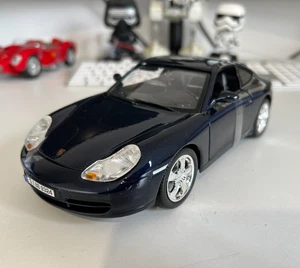Porsche 911 Carrera 4 997 Bburago 1:18 Diecast Model Car - En caja, raro - Imagen 1 de 11