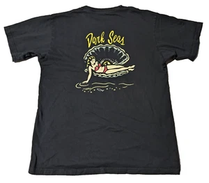 DARK SEAS LOOSEN UP Men Medium Black RETRO CLAM SHELL BIKINI GIRL T-Shirt - Picture 1 of 15