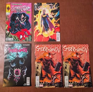 Marvel Comics Spider-Gwen Variant Lot-5 Total Venomized, Lenticular Homage, NM - Picture 1 of 11