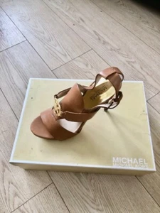 Michael Kors tan platform sexy heels - Picture 1 of 4
