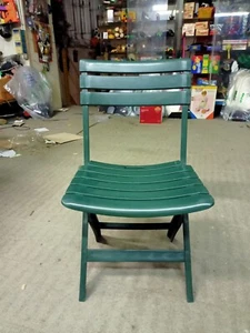SEDIA PIEGHEVOLE IN RESINA 100% - SIMONI - COLORE VERDE - Foto 1 di 5
