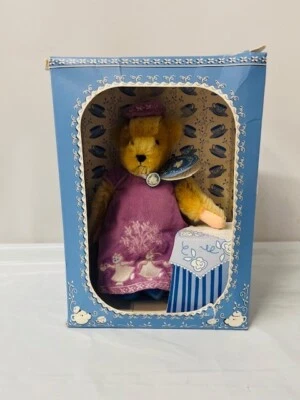 1999 NABCO Club Exclusive Muffy VanderBear A Spot of Tea: The Teacup Collection - Image 1 of 4