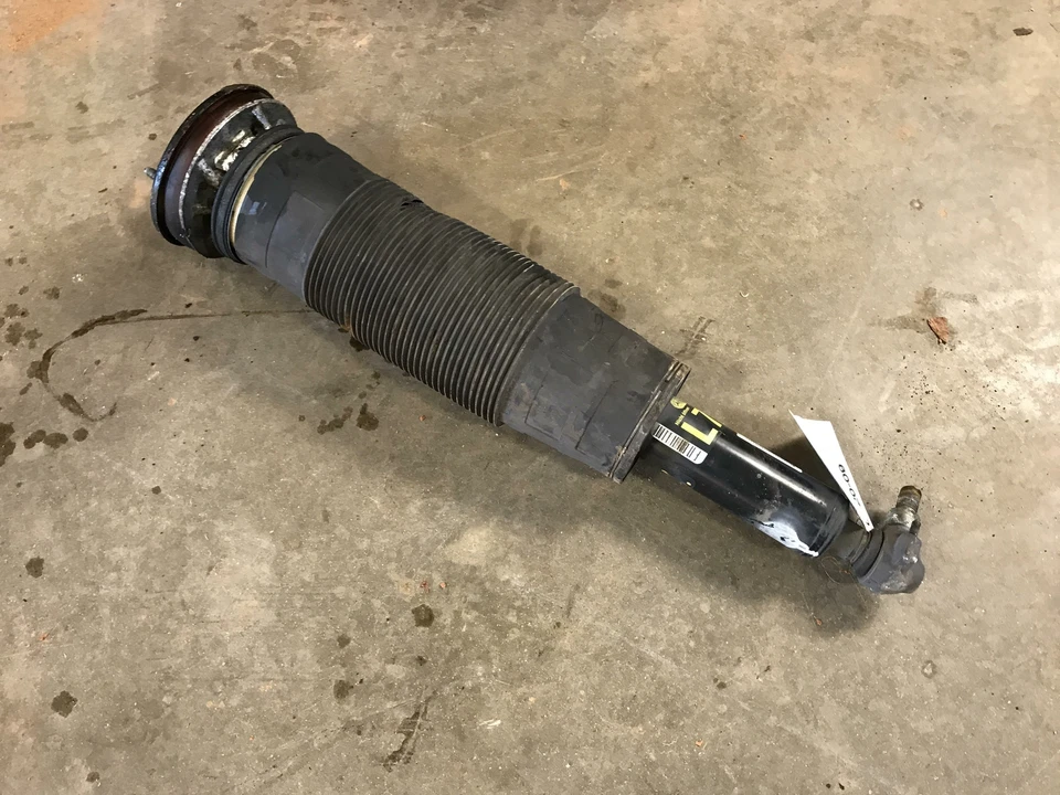 07 08 09 10 11 12 13 MERCEDES BENZ S600 S63 ABC AMORTIGUADOR DELANTERO IZQUIERDO LH 2213207913 Foto 1 de 4