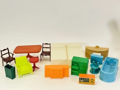 VTG Lot Marx Renwal Dollhouse Furniture Table Chairs Bed Record Player Bathroom - Image 1 of 4