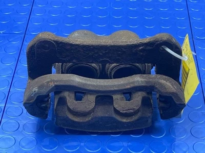 Conjunto de pinza de freno delantera izquierda Toyota Sienna 11-20 lado del conductor OEM 477500E031 Foto 1 de 3