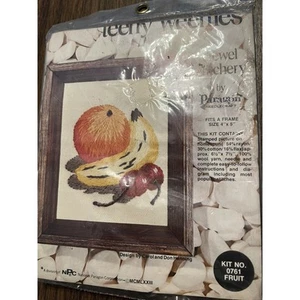 Paragon Teeny Weenies 1973 Crewel Stitchery Kit #0761 FRUIT 4 x 5 inch Neu - Bild 1 von 4
