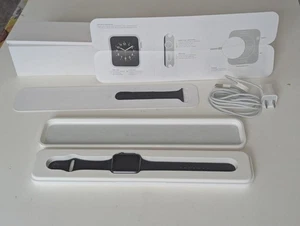 Apple Watch Sport 7000 Series 1st Generation 42MM Case Composite Black tested - Photo 1 sur 1