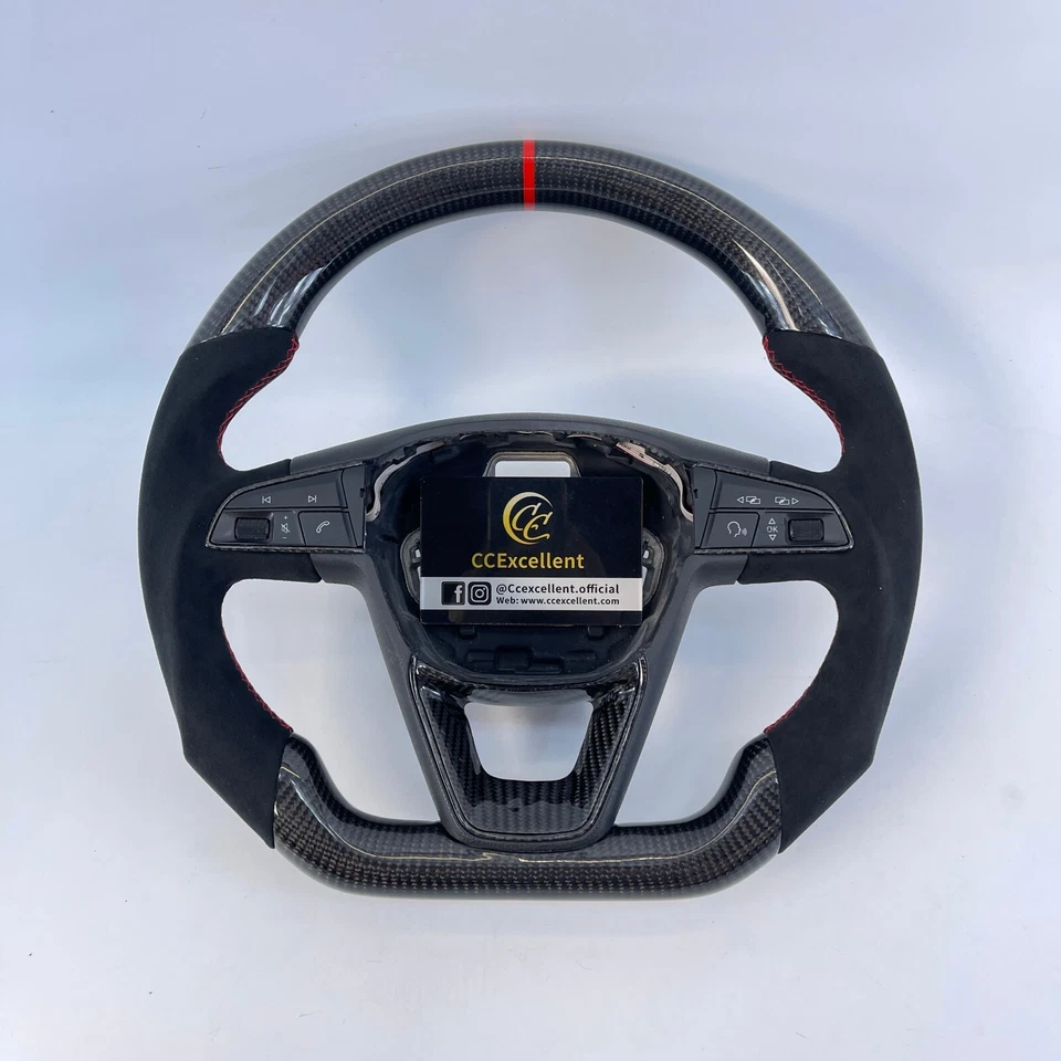 Volante carbono Alcantara Seat Leon Mk3 FR Cupra Ibiza Ateca 2014-2020 Foto 1 de 4