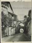 1926 Press Photo Arches Of The Giovanni And St. Paul Churchyard In Rome, Italy