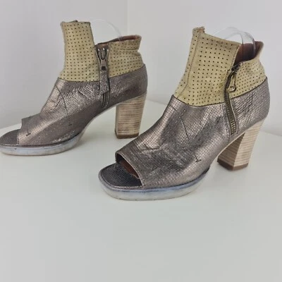 Botines de cuero perforados Mjus Shoes talla 38 u 8 botines con cremallera lateral Foto 1 de 4