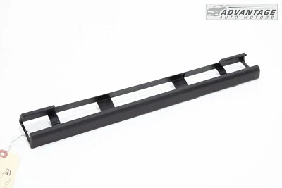 2018-2021 CHEVROLET TRAVERSE ПЕРЕДНЕГО ПАССАЖИРСКОГО БОКОВОГО СИДЕНЬЯ ТРЕК КРЫШКА ОТДЕЛКИ OEM - Изображение 1 из 4