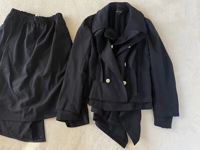 Comme Des Garcons 分层夹克和 sarueru 裤子 日本 Rei 川久保 — 第 1/4 张图片