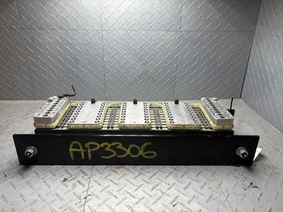 2008-2009 Mercedes C-Class C63 Rear Signal Activation Fuse Box Module - Image 1 of 4