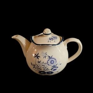 Vtg Japanese Danabue Blue And White Porcelain Tea Pot - Picture 1 of 24