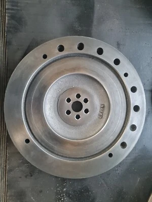 Volvo Buckel oder Amazon  Schwungrad Schwungscheibe 8 937 263 8937263 - Bild 1 von 4