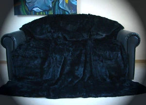 NEUWARE Wunderschön ! KANIN Pelzdecke Felldecke KANINCHEN schwarz ca. 180x200 - Bild 1 von 2