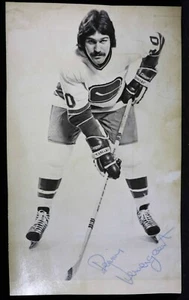 Dennis Ververgaert Signed Autograph B&W Photo Canucks Hockey 4.5x7 - Picture 1 of 2