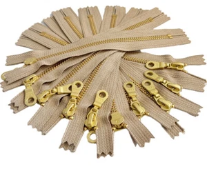 Venta 10 piezas YKK#5 7" latón dorado con cremallera de metal para tirar de rosquilla extremo cerrado - Imagen 1 de 3