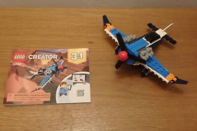 LEGO CREATOR 3 IN 1: Propeller Plane (31099) + London Bus (40220), 100% complete - Image 1 of 4