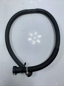 Condotto sfiato carburante originale Bmw E90 E91 E92 Genuine oem 16126765748 - Imagen 1 de 5
