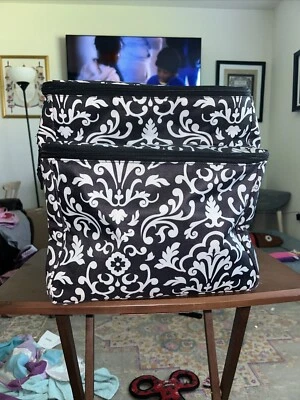 Thirty-One Making Memories Rolling Thermal Cooler Parisian Pop Black & White - Image 1 of 4