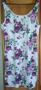 Kleid, Shirt Kleid, Bodycon Kleid, weiß mit lila Blumen, Gr. XXL (40) - Bild 1 von 7