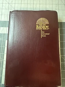 The Rainbow Study Bible, New International Version, Burgundy Imitation Leather - Bild 1 von 6